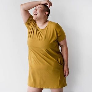 NWT Franc Boxy Tee Shirt Dress in Golden